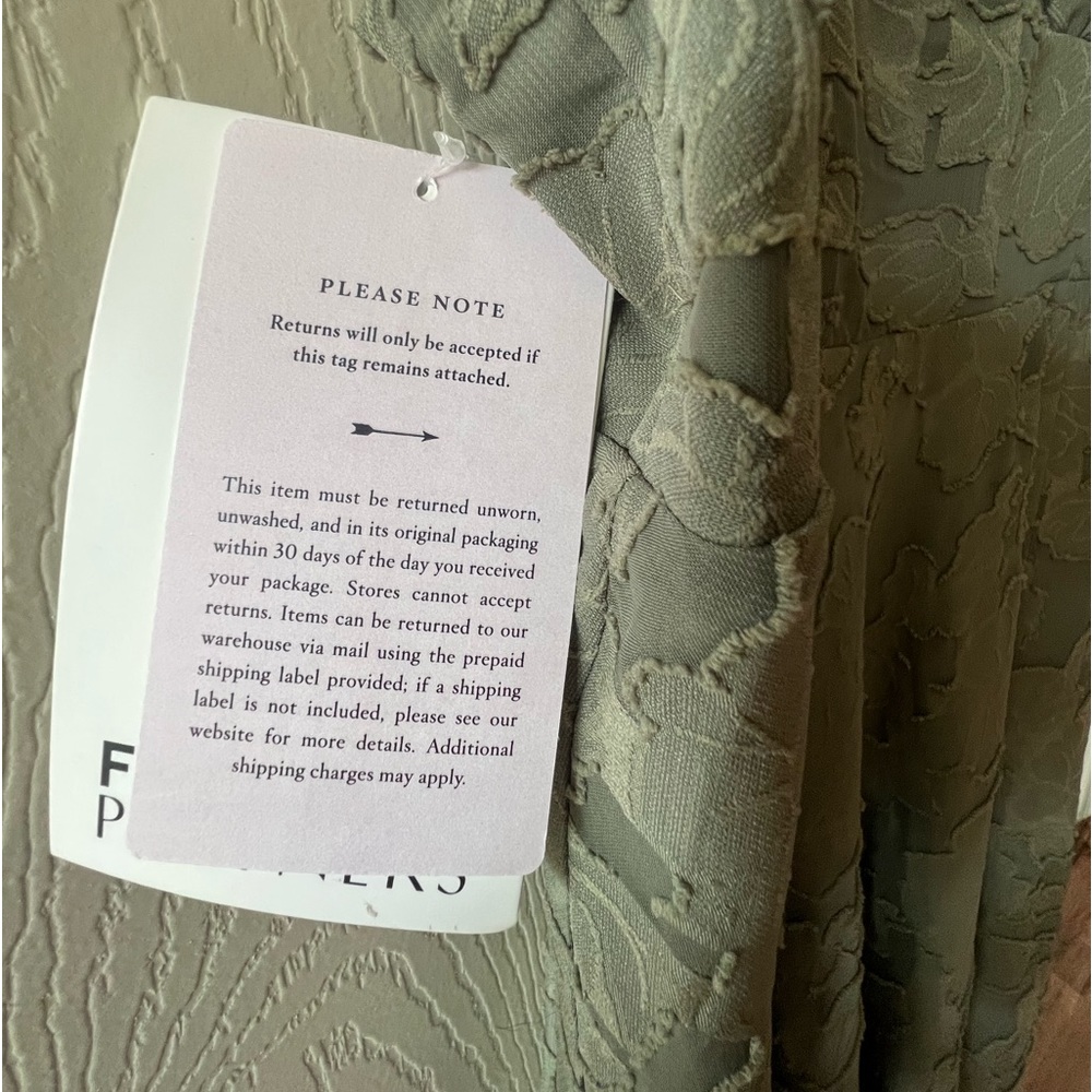 Anthropologie Bhldn Fame & Partners Size: 8 // Sage Green - Picture 3 of 5